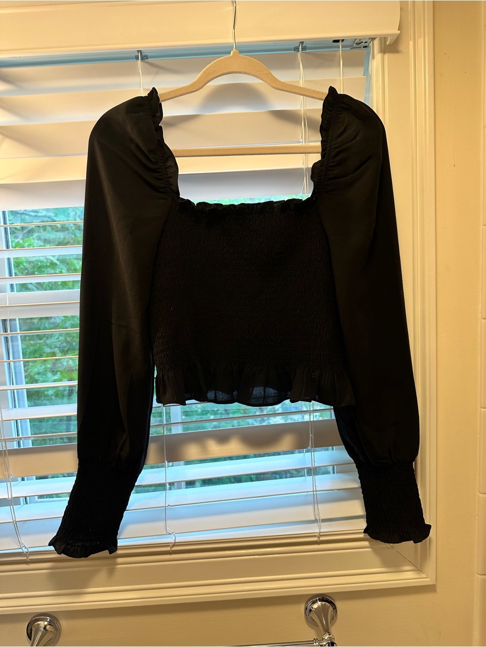 Sugarlips Black Smocked Puff-Sleeve Crop Top